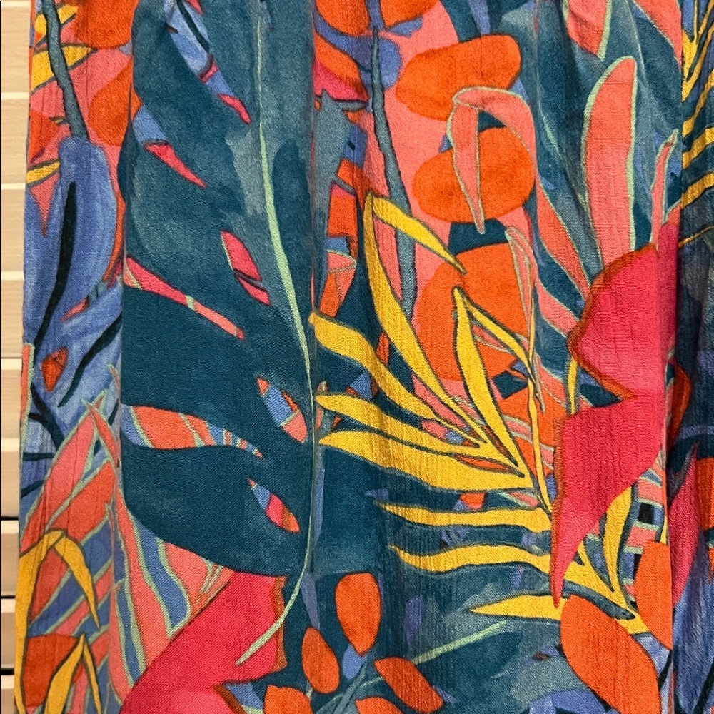 Kona Sol Wide-Leg Pants in Tropical Print, Size Medium, GUC - Picture 5 of 12